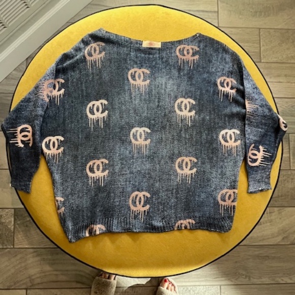 Free For Humanity Navy & Cream Metallic Drip Logo Pullover Sweater OS Oversized - Picture 2 of 10